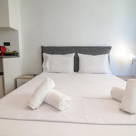 Facadoro Apartments Афіни Екстер'єр фото