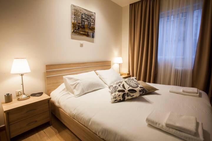 Facadoro Apartments Афіни Екстер'єр фото