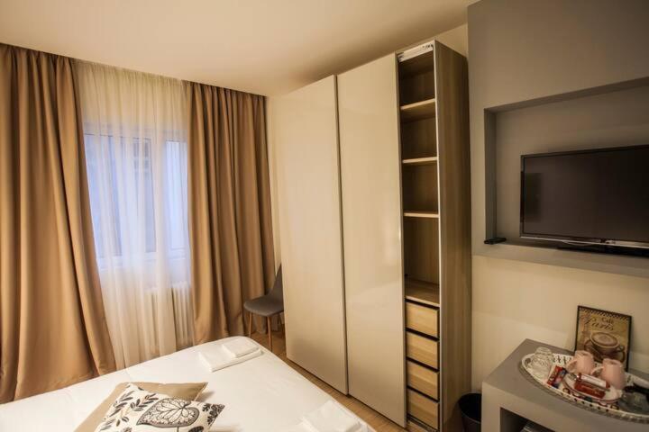 Facadoro Apartments Афіни Екстер'єр фото